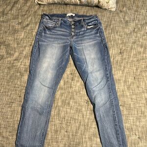 Buckle Daytrip Virgo Blue Jeans